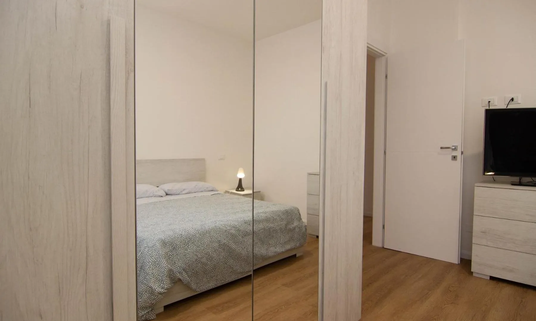 Apartment The Beautiful River Pisa Italy